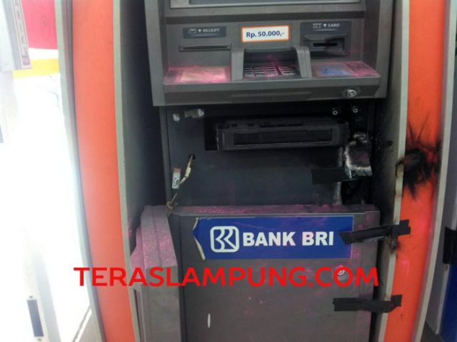 Uang Ratusan Juta di Mesin ATM BRI di Alfamart Jatimulyo Digondol Pencuri