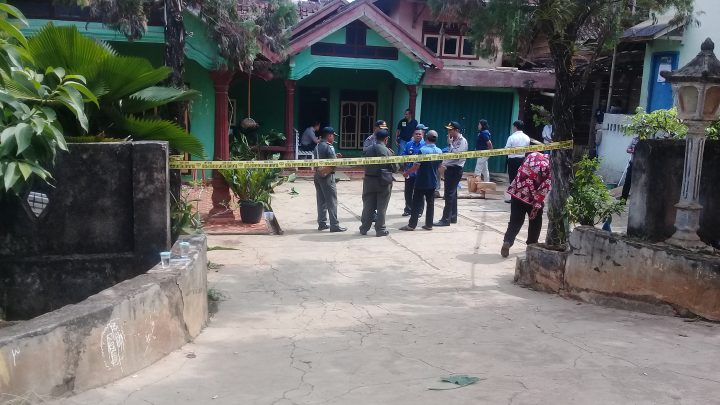 Karena Tersinggung, Kediaman Sahudi Dirusak Sekelompok Massa