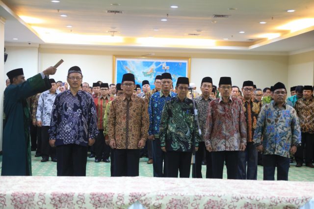 Prof. Dr. Mohammad Mukri Dilantik sebagai Rektor UIN Raden Intan