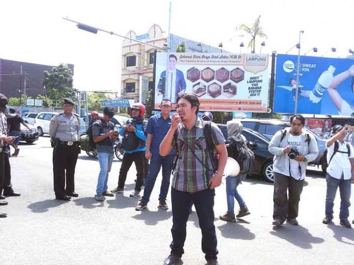 Pelecehan Wartawan, Puluhan Jurnalis Unjuk Rasa Tuntut Kapolres Way Kanan Dicopot