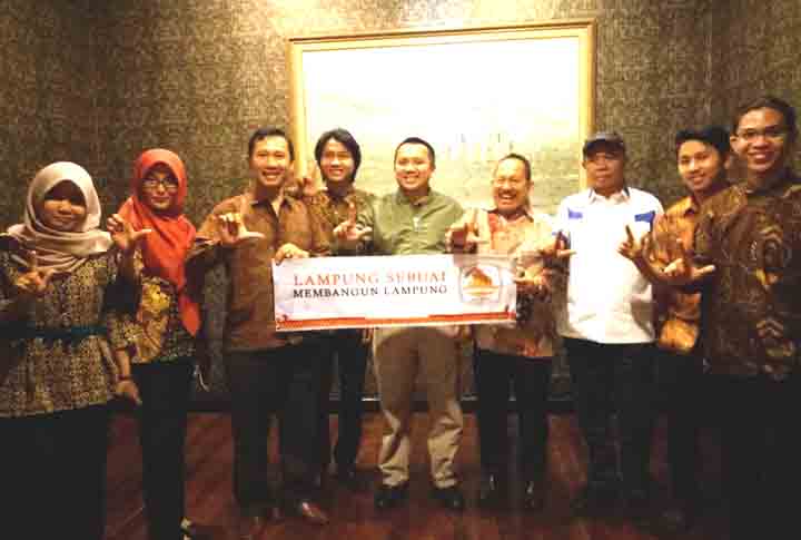 Gubernur Ridho Minta Warga Lampung di Bandung Tetap Kompak