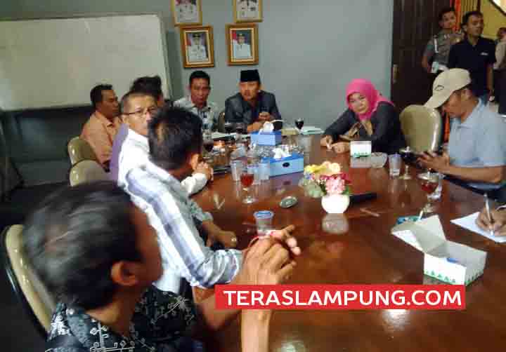 Soal Ganti Rugi SUTET, Puluhan Warga Kelurahan Bukit Kemuning Datangi Kantor DPRD