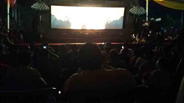 Pentas Wayang Cenk Blong, Ini Pesan Dalang Wayan Nurdayana untuk Arinal Djunaidi