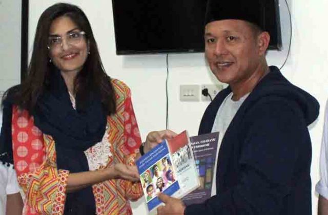 Mahasiswa Chichago University Teliti Program Ronda di Lampung Tengah