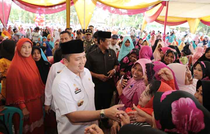 Pengajian di Natar, Gubernur Ridho Beri Bantuan Traktor dan Pompa Air