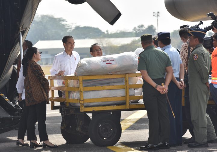 Diangkut dengan Hercules, Indonesia Kirim 34 Ton Bantuan untuk Pengungsi Rohingya