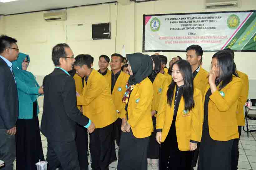 Pengurus BEM STIKes Umitra Periode 2017-2018 Dikukuhkan