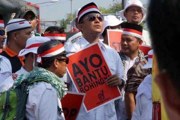 Bupati Mustafa Ikut Aksi Bela Rohingya Bersama Ribuan Warga Lampung