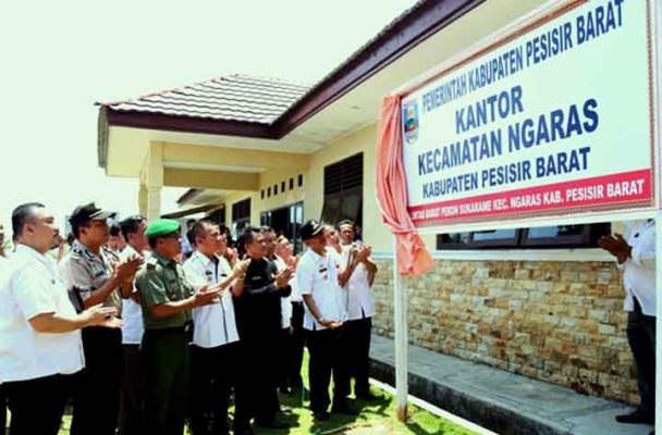 Kecamatan Bengkunat Kini Jadi Ngaras, Bengkunat Belimbing Jadi Bangkunat