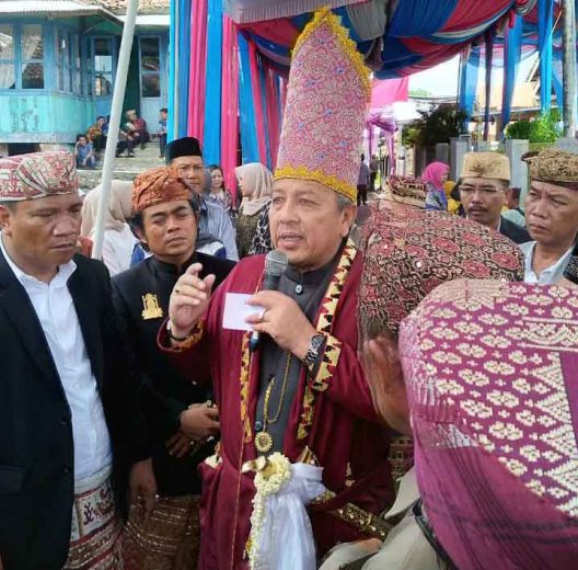 Seangkenan Adat di Terbanggi Besar, Arinal Djunaidi Peroleh Gelar Suttan Dalem Tanjar Migo