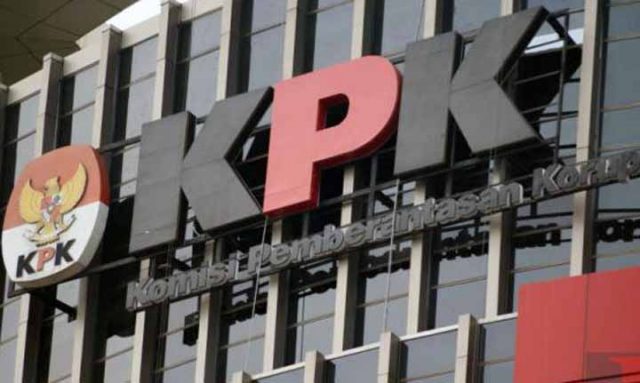 OTT Kasus Suap, KPK Tetapkan Walikota Cilegon Sebagai Tersangka