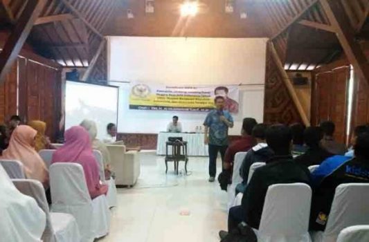 Anggota DPR RI Almuzamil Yusuf: Diam Saja, Pemuda Bisa Disikat Waktu
