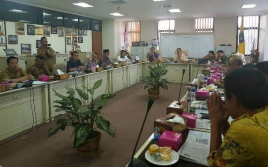 Sejumlah Karyawan Laporkan Pengalihan Aset PT Hanjung ke DPRD Lampung