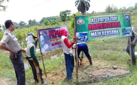 Cegah Kebakaran Lahan, Polres Banjar Galakkan Petani Bercocok Tanam