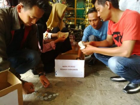 Lampura ‘Bangkrut’, Ini Penerima Uang Hasil Pengumpulan Koin Masyarakat Peduli Lampung Utara