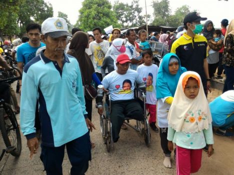 Arinal Djunaidi dan Walikota Metro Lepas Peserta Jalan Sehat