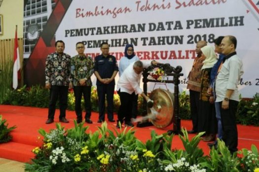 Para Komisioner KPU se-Lampung Ikut Bimtek Pemutakhiran Data Pemilih Pilkada 2018