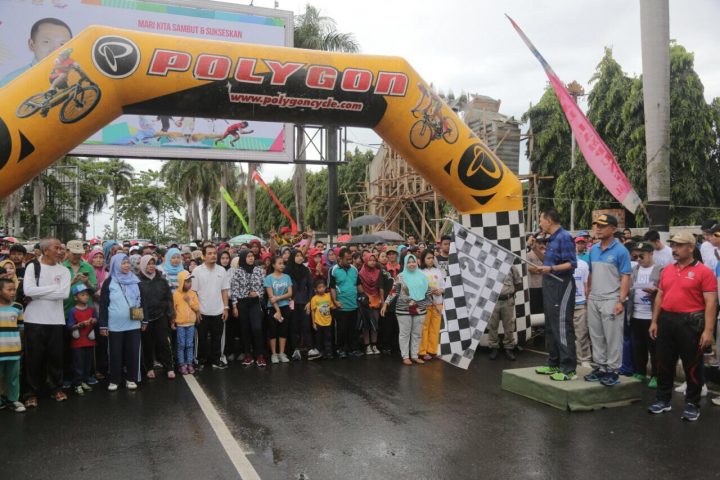 Jalan Sehat HUT Korpri Lampung Diikuti 10 Ribu Peserta