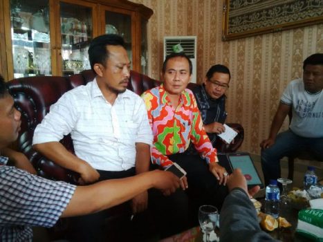 K2LUB Ancam Akan Tetap Menduduki Kantor DPRD Lampura