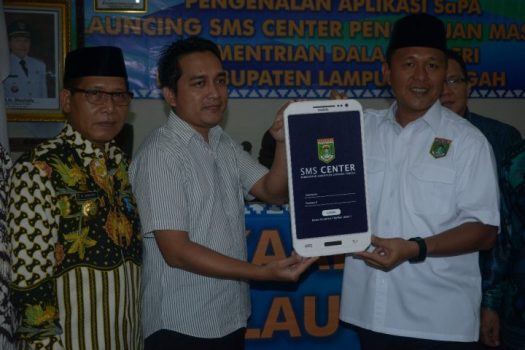 Buka Layanan Publik, Mustafa Luncurkan SMS Center Pengaduan Masyarakat
