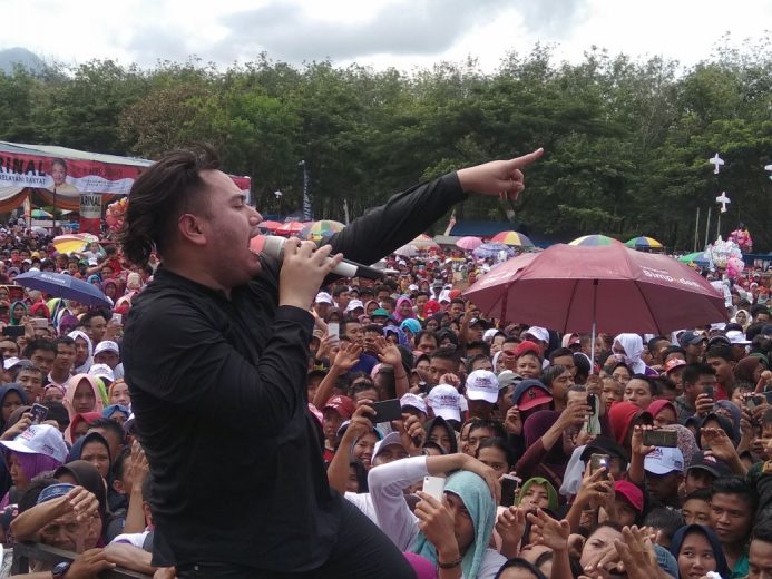 Nassar KDI Bius Ribuan Peserta Jalan Sehat Arinal