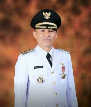 Pagi Dilantik, Malamnya Bupati Parosil Gelar Rakor dengan SKPD Lambar