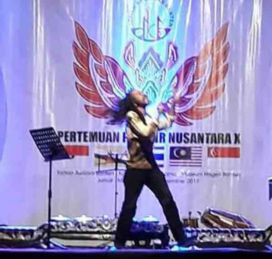 Malam Terakhir Pertemuan Penyair Nusantara X, Panggung Puisi Heboh