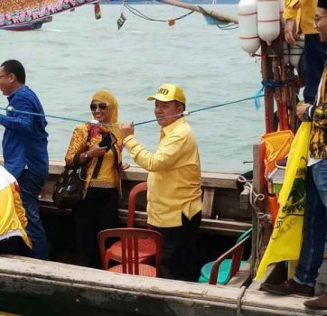 Arinal dan Nunik Hadiri Syukuran Nelayan di Margasari Lampung Timur