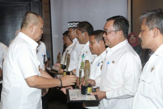Wagub : Penerima Anugerah KI Terus Berikan Pelayanan Informasi Publik Dengan Baik