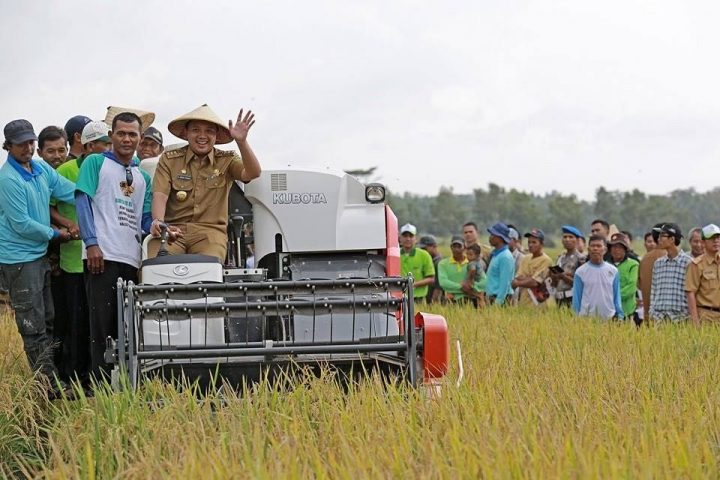 Era Gubernur Ridho, Lampung Masuki Era Mekanisasi Pertanian