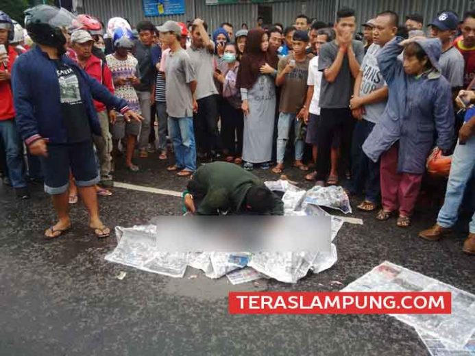 Tukang Ojek Tewas Ditabrak Truk Pengangkut Batu Bara