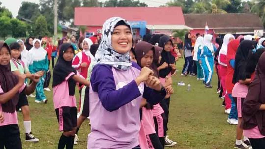 Bupati Chusnunia Chalim Terus Giatkan Gerakan Jumat Sehat