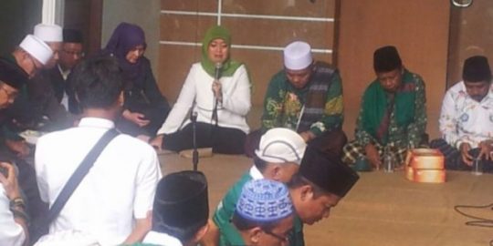 Sebelum Daftar di KPU, Arinal-Nunik Gelar Istighosah Bersama Para Kyai