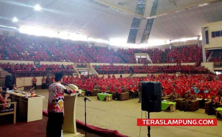 Walikota Herman HN Berikan Insentif Guru Honor Se-Bandar Lampung
