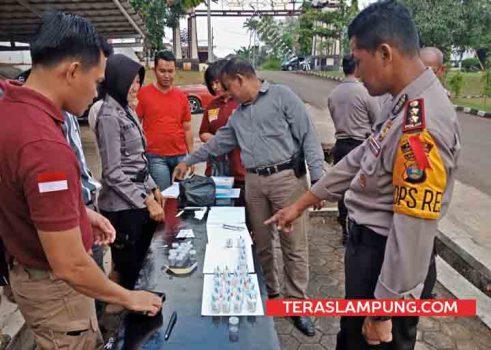 Semua Perwira Polres Lampung Utara Lakukan Tes Urine