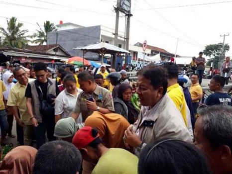 Bertemu Pedagang di Pasar Metro, Arinal Djunaidi Janji akan Sejahterakan Petani