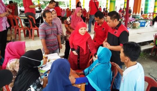Eva Herman HN Hadiri Kegiatan Donor Darah Baguna PDIP Pringsewu