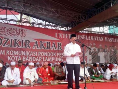 Istighosah dan Zikir Akbar, Herman HN Ajak Ribuan Warga Berdoa Untuk Lampung