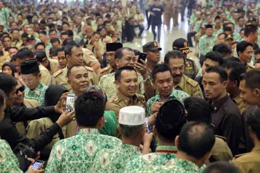 Buka Rakerda Apdesi, Gubernur Ridho Tegaskan Pentingnya Program Gerbang Desa Saburai