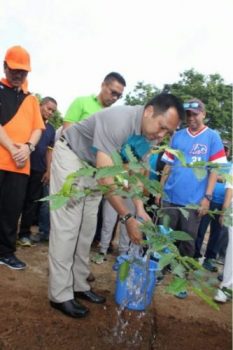 Gubernur Ridho Ficardo Resmikan RTH PKOR Way Halim