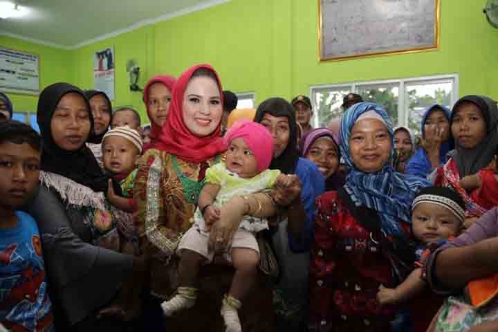 Yustin Ficardo Sosialisasikan Masalah Bayi Kurang Gizi di Lampung Tengah