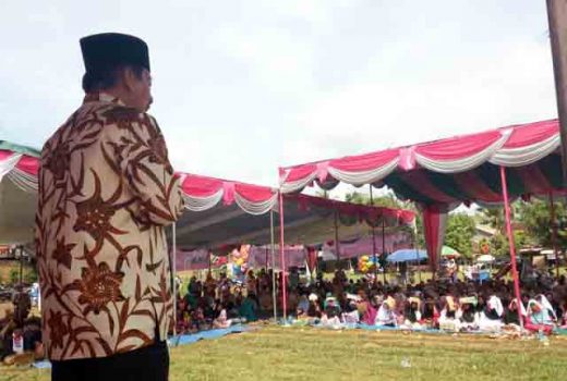 Kampanye di Way Kanan, Herman HN Janji akan Perbaiki Jalan Rusak