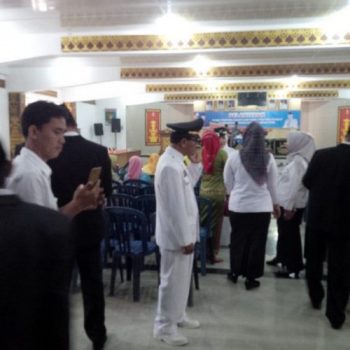 Plt Bupati Lampura Rolling 150-an Pejabat Eselon III dan IV