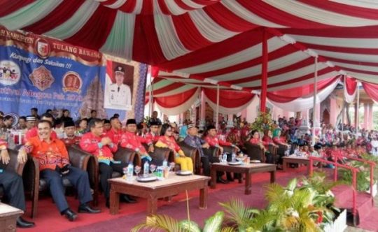 HUT ke-21 Tulangbawang, Festival Megou Pak Berlangsung Meriah
