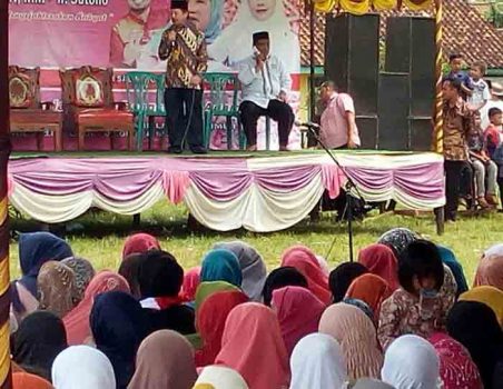 Kampanye di Jabung, Herman HN Janji akan Perbaiki Jalan Rusak