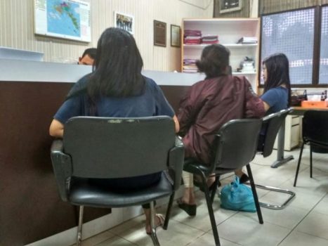 Tiga Penari Erotis Menangis Histeris saat Dijebloskan ke dalam Sel