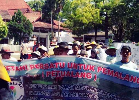 Ratusan Petani Pemalang Tolak Kartu Tani, Ini Alasannya