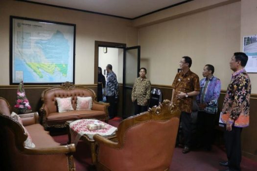 Pjs Gubernur Lampung Sambangi Sejumlah Biro Setprov