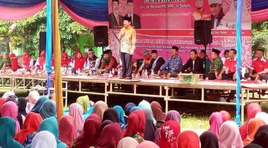 Masyarakat Tanggamus Ingin Herman HN Bangun Jalan Mulus