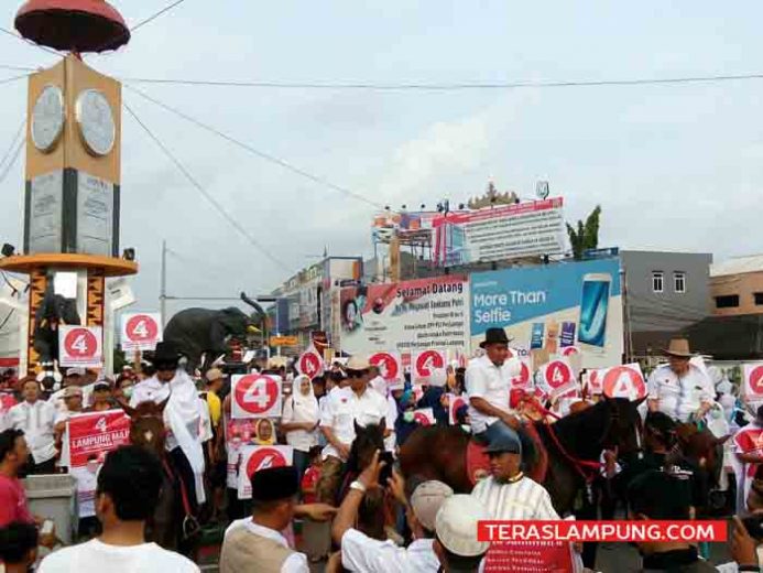 Mustafa-Ahmad Jajuli Luncurkan Program Kartu Jaminan 4